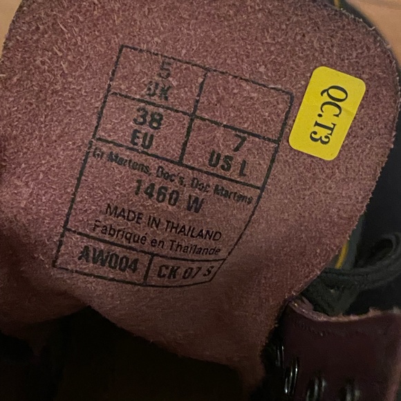 Dr. Martens 1460 Pascal Leather Purple - Size Women's 7 - Picture 12 of 14